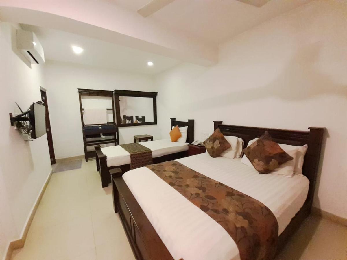 Hotel Bamiyan Κάντι Εξωτερικό φωτογραφία