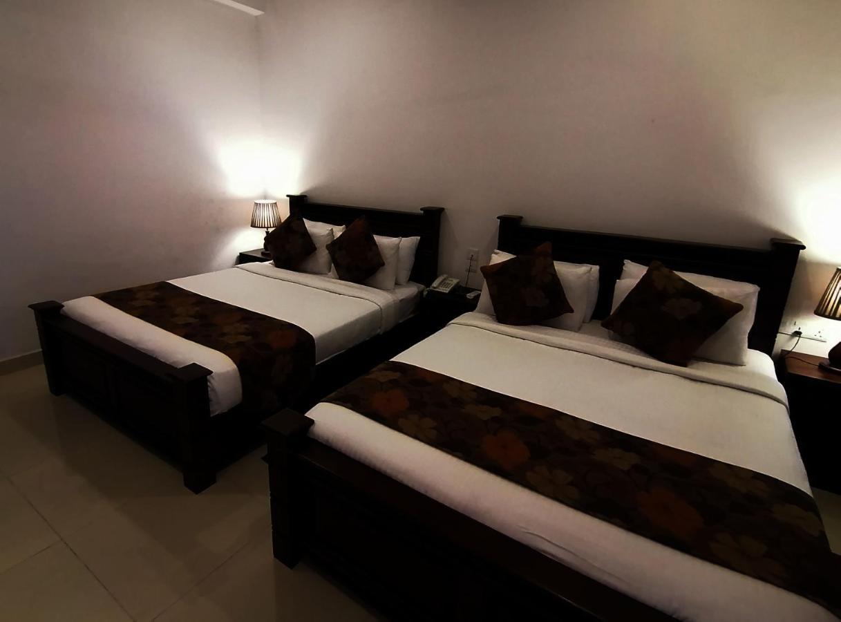 Hotel Bamiyan Κάντι Εξωτερικό φωτογραφία