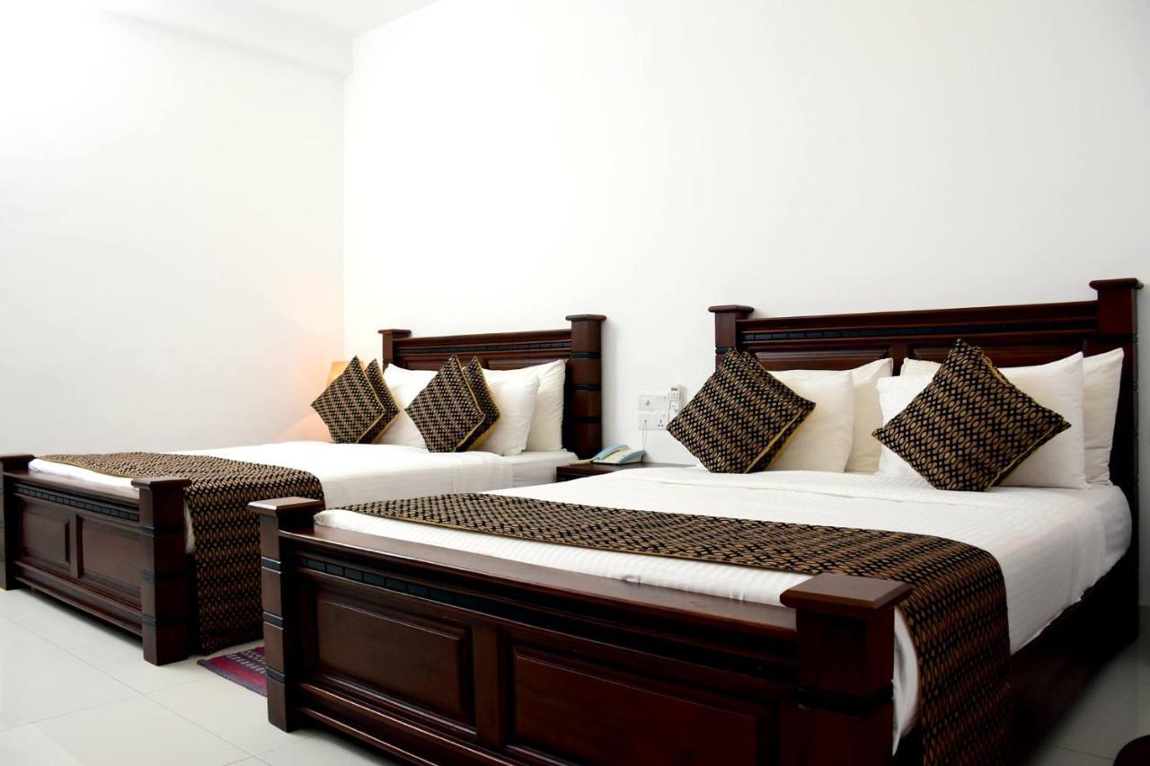 Hotel Bamiyan Κάντι Εξωτερικό φωτογραφία