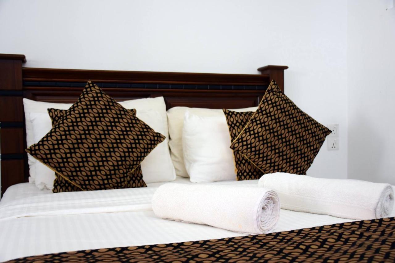 Hotel Bamiyan Κάντι Εξωτερικό φωτογραφία