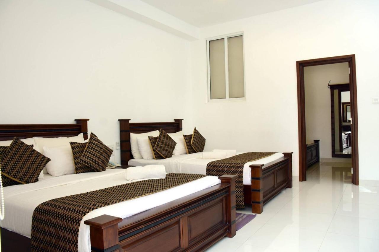 Hotel Bamiyan Κάντι Εξωτερικό φωτογραφία